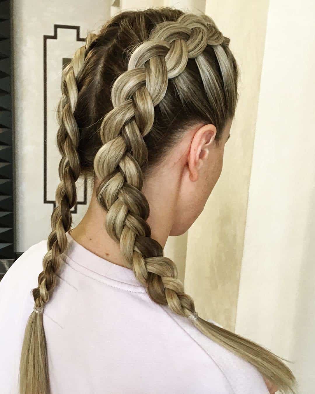 Наращивание волос в Калининграде по методике Hair’s Secret